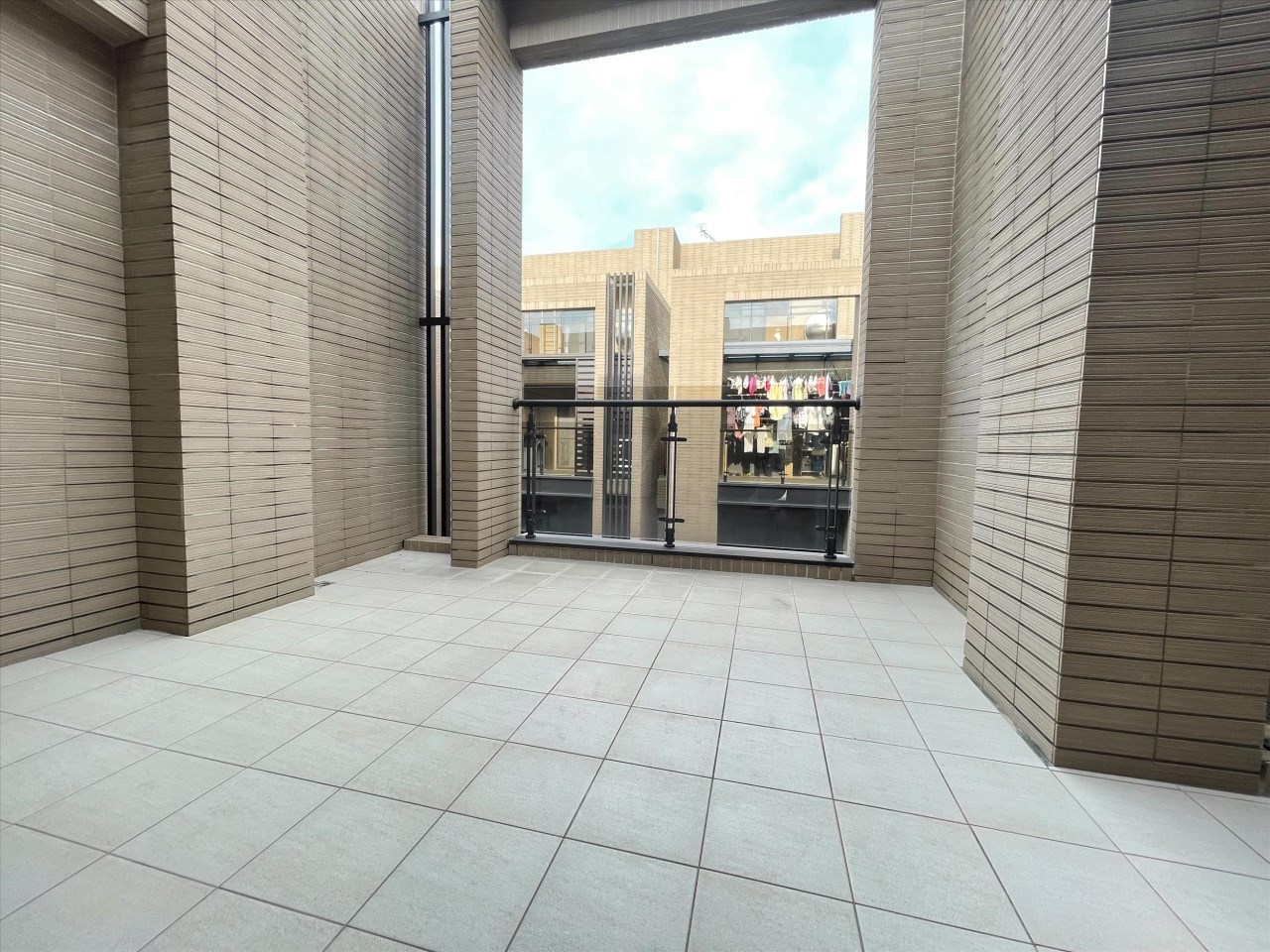 竹南臨台積電｜優質電梯透天出租，生活機能佳、立即可入住