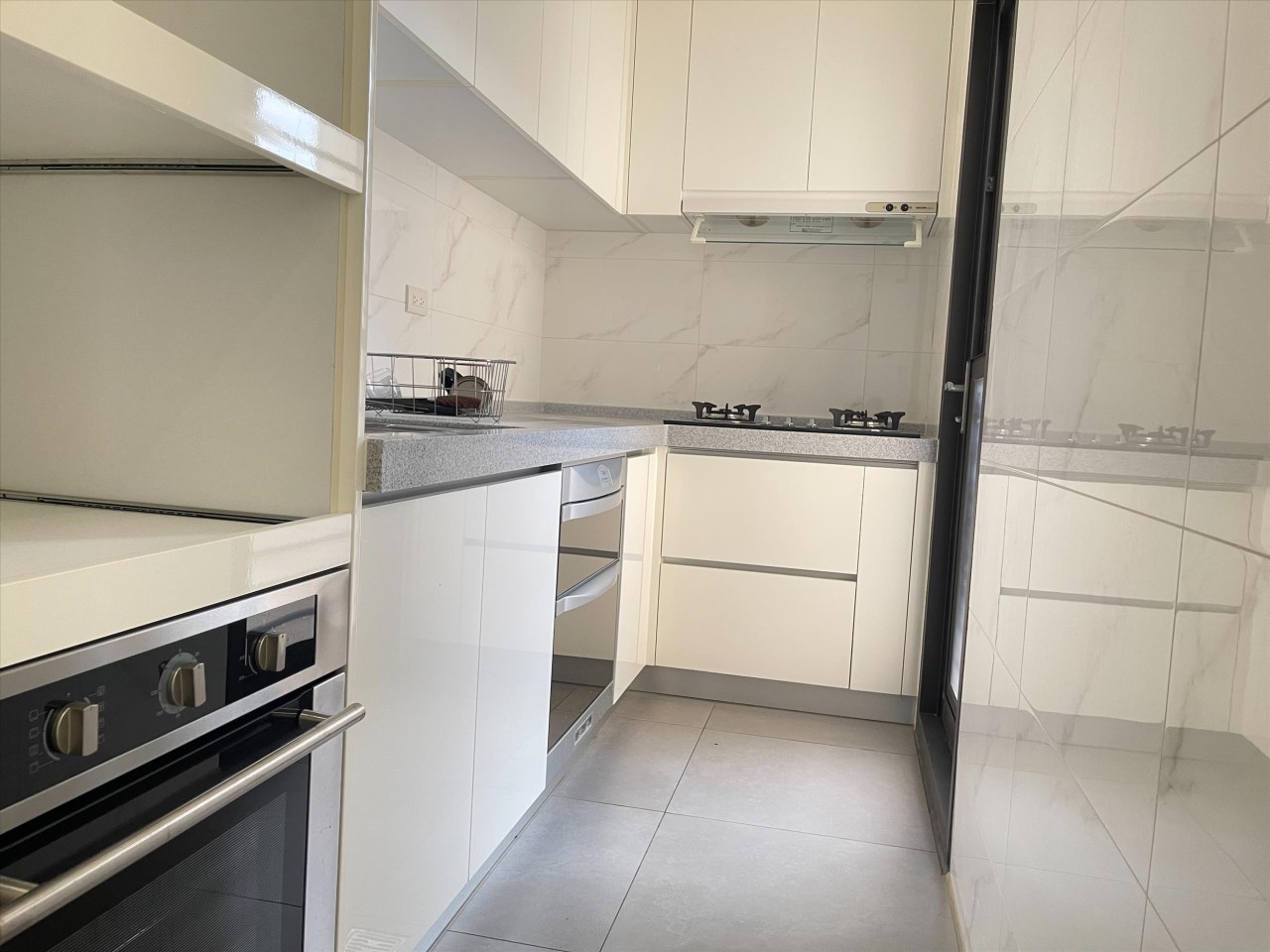 竹南臨台積電｜優質電梯透天出租，生活機能佳、立即可入住