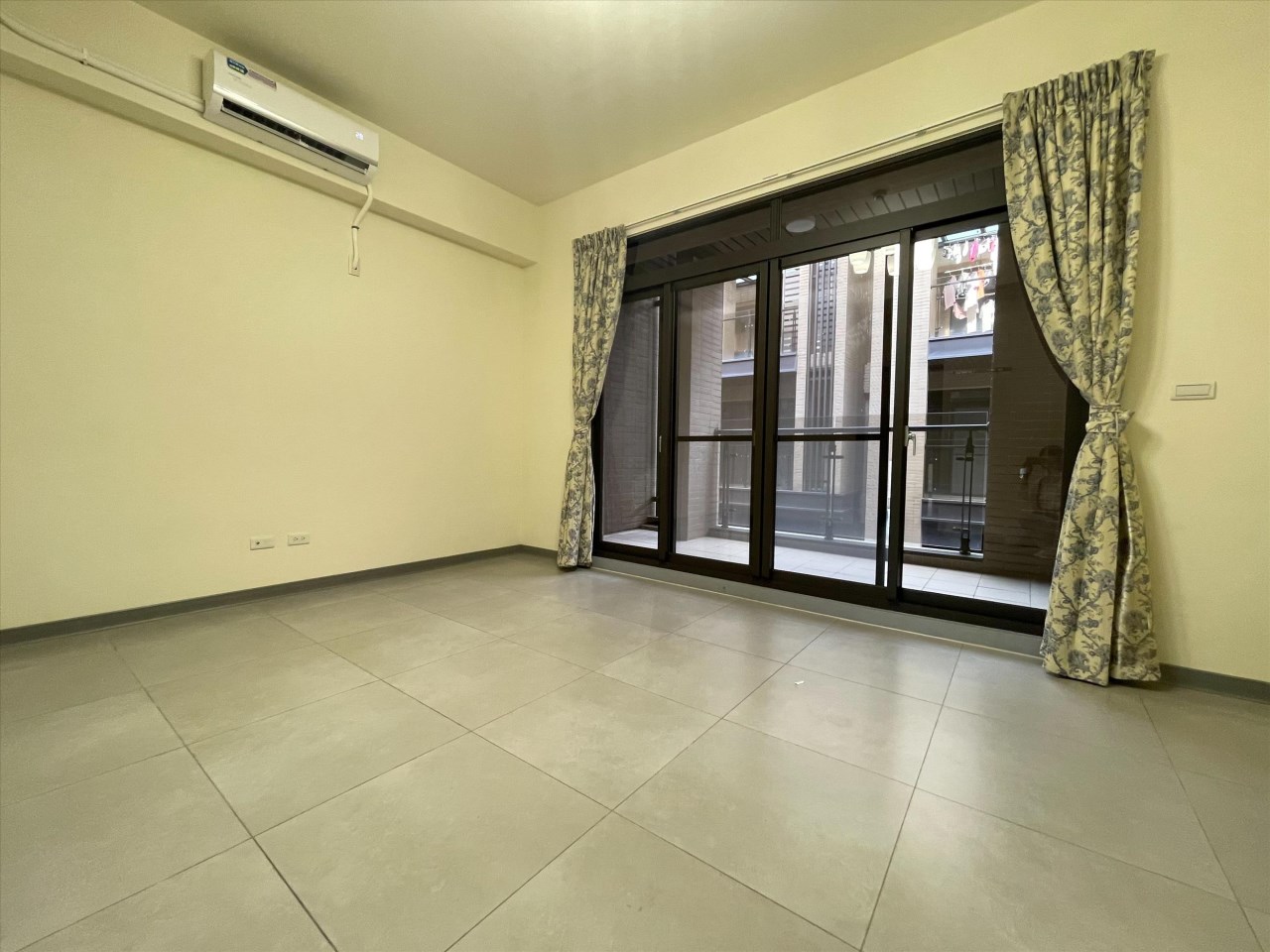 竹南臨台積電｜優質電梯透天出租，生活機能佳、立即可入住