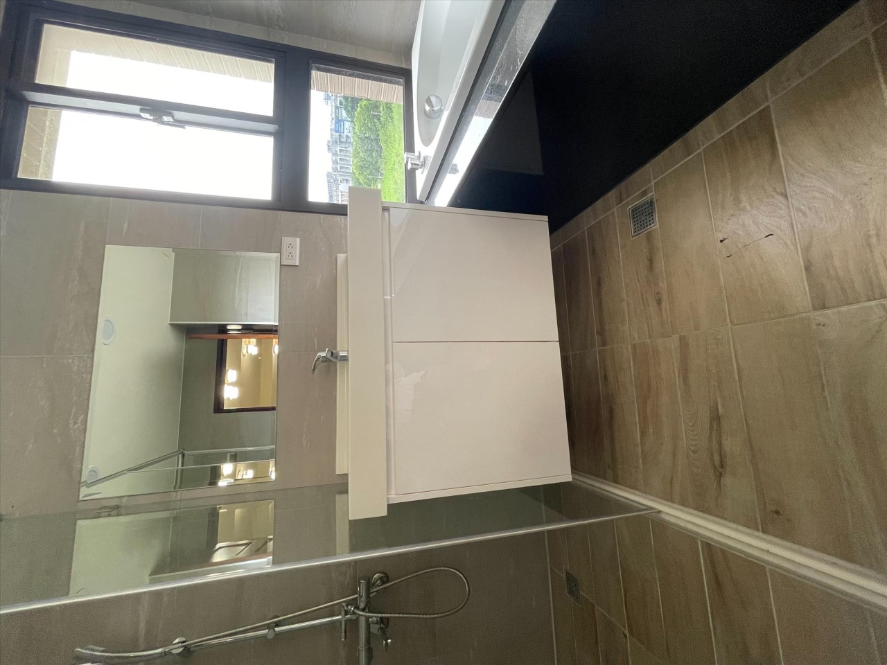 竹南臨台積電｜優質電梯透天出租，生活機能佳、立即可入住